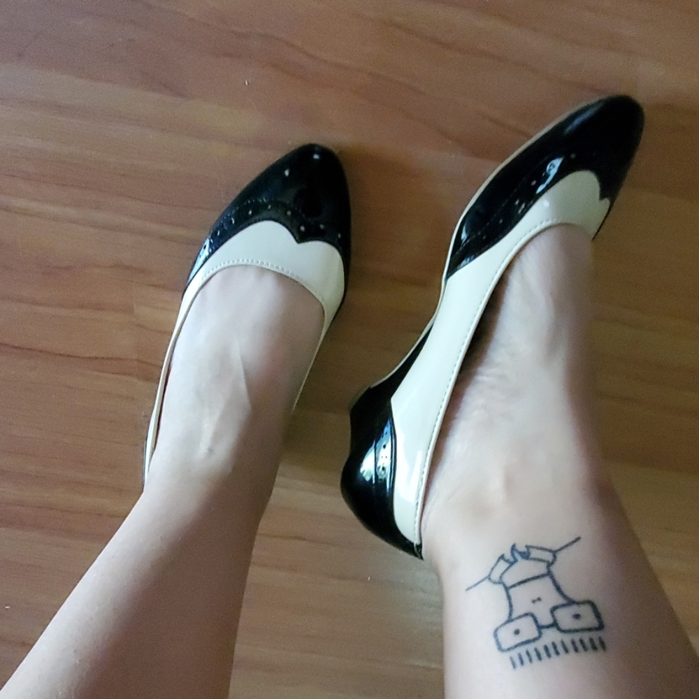 Black and white Ida shoes